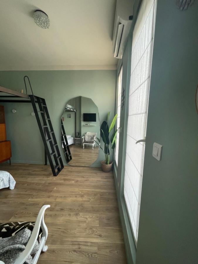 Les Terrasses: Romantic Charm in Central Toulon Exterior photo